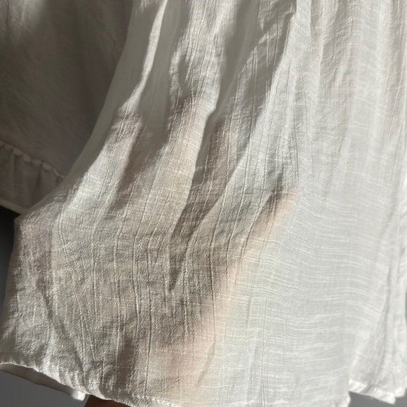 White Ruffled‎ Smocked Bell Sleeve Blouse - Picture 3 of 5